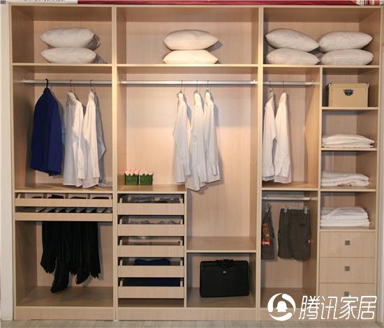 赢得消费者“芳心” 衣柜企业应在产品与服务上下足功夫